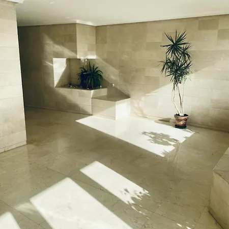 Modern With A Terrace Appartement *
